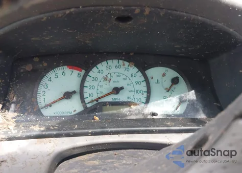 2004 Toyota Corolla Le z USA, uszkodzony, nr VIN 1NXBR32E64Z342118